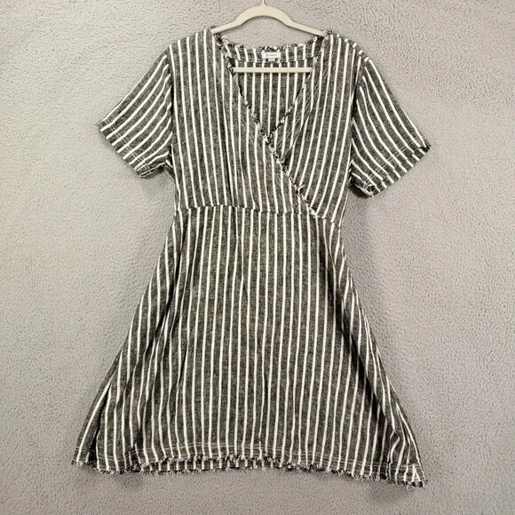Linen Blend Dress Womens 1X Gray Black White Stripe Belted Crossover Raw Hem - Picture 4 of 11